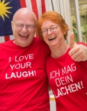 Mo und Jürgen - ein deutsches Lachyoga-Liebespaar